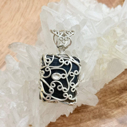 STERLING SILVER TIGERS EYE PENDANT