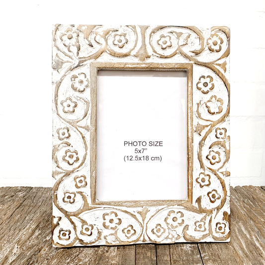 WOODEN WHITE WASHED FLORAL PHOTO FRAME 18x23cm