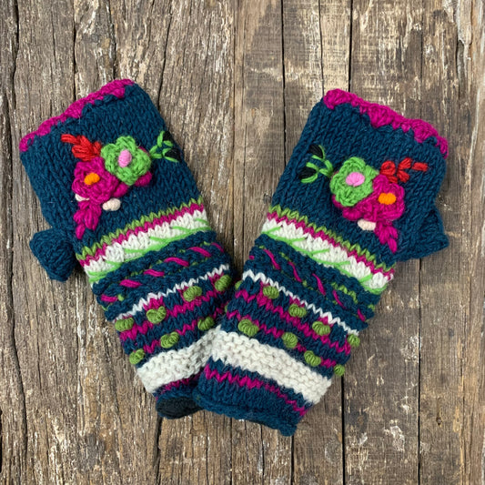 100% WOOL LINED HAND KNITTED GLOVES W EMBROIDERY