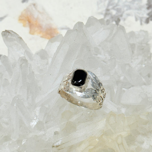 STERLING SILVER BLACK ONYX RING
