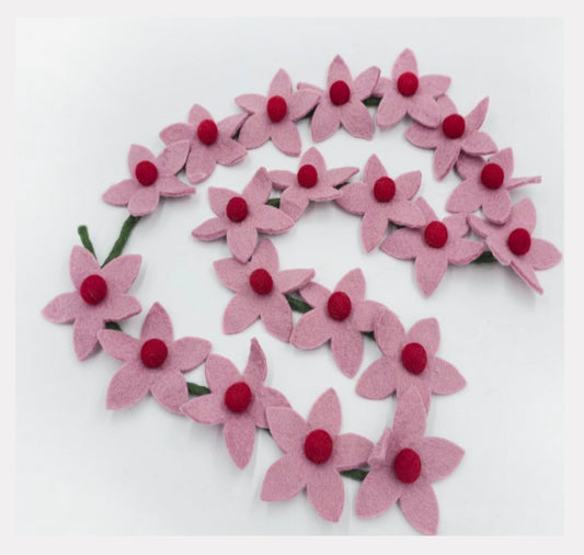 HANDMADE FELT PINK DAISY GARLAND 170cm FBG106