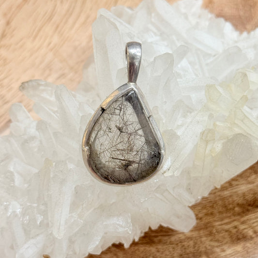 STERLING SILVER  RUTILATED QUARTZ PENDANT