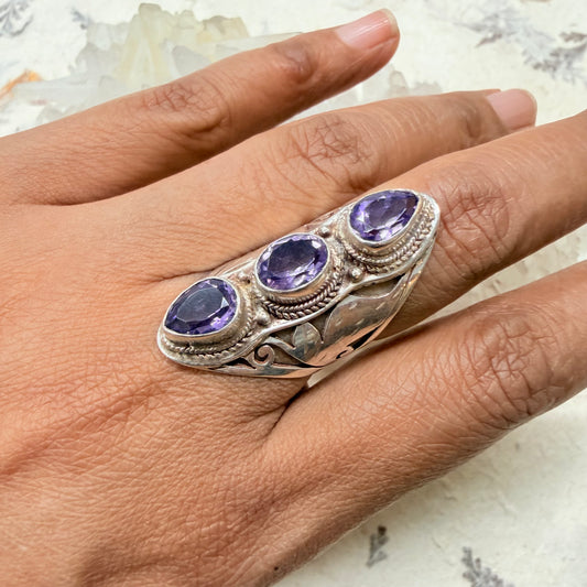 STERLING SILVER 3 AMETHYST STONE RING