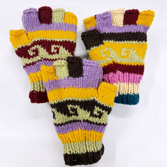 “LAVENDAR DELIGHT” WOOL HAND KNITTED GLOVES