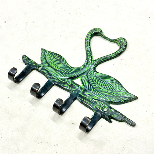 BRASS LOVE SWANS HANGER 19X15CM