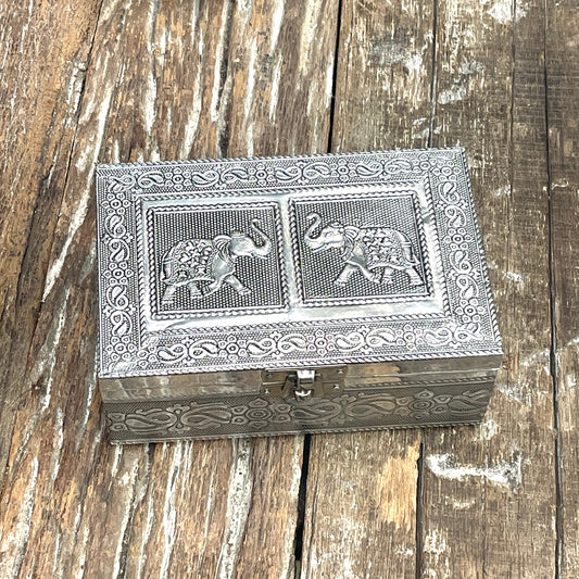 PRESSED METAL WOODEN BOX 15x10CM