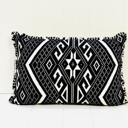 HANDLOOM TRIBAL PILLOW 40X60CM