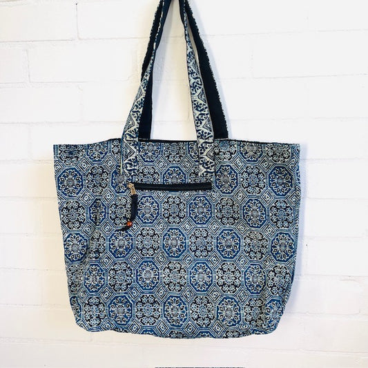 HANDSTICHED COTTON SHOULDER BAG 52X38CM