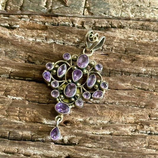STERLING SILVER  AMYTHYST PENDANT