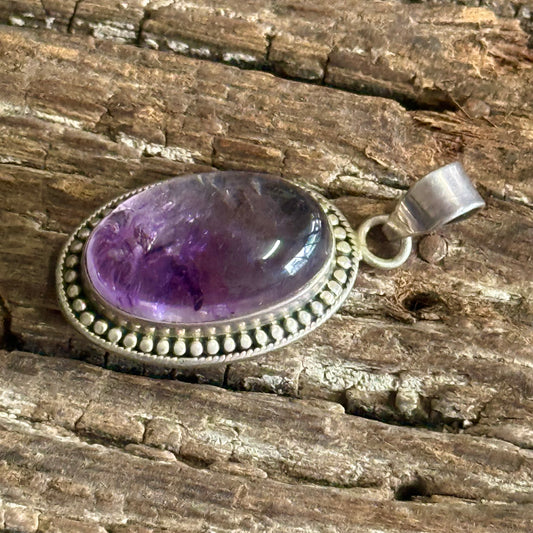 STERLING SILVER AMETHYST PENDANT