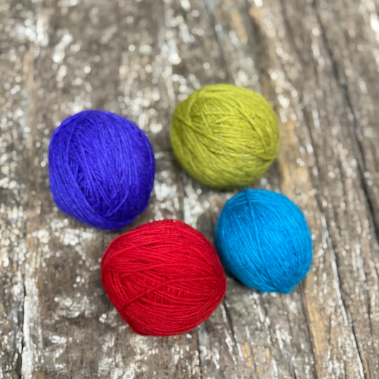 4PCS FELT WOOL YARN KNITTING, FELTING 50GM (Copy)
