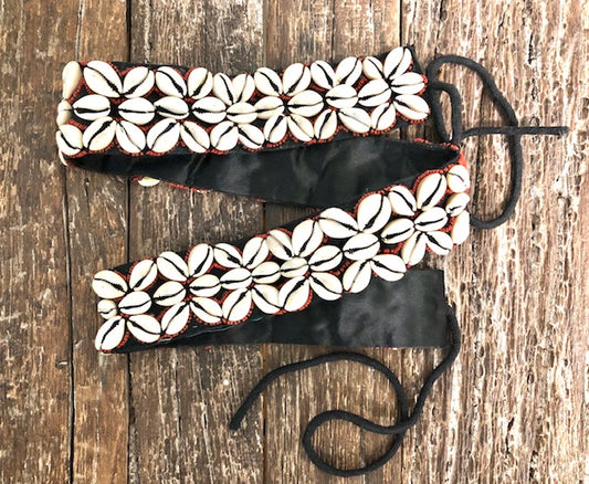 TIBETAN SHELL BELT