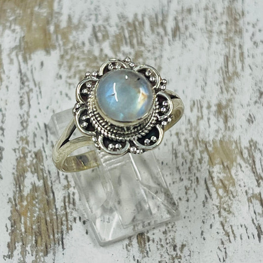 STERLING SILVER MOONSTONE RING