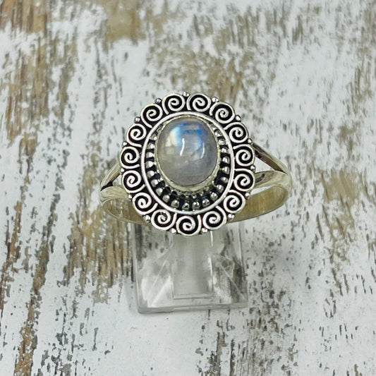 STERLING SILVER MOONSTONE RING
