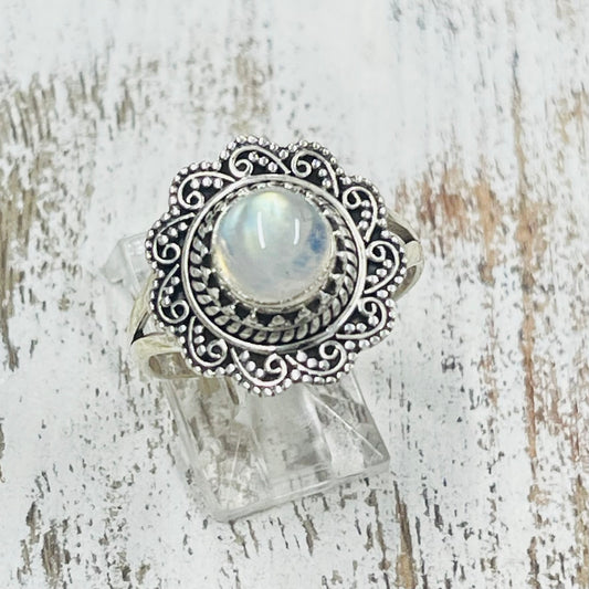 STERLING SILVER MOONSTONE RING