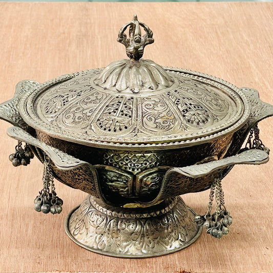 SILVERPLATED JALI BRASS  POT 20x26CM