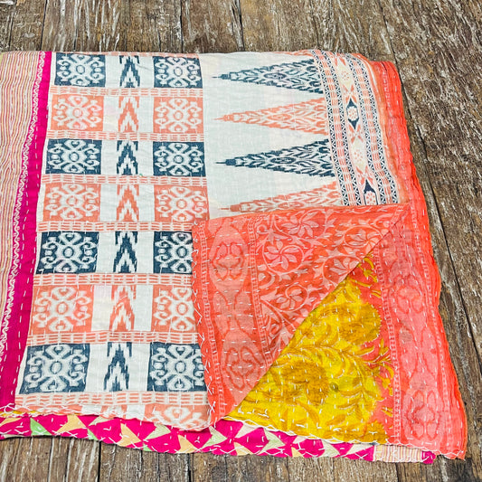 VINTAGE BENGALI KANTHA THROW DEC12