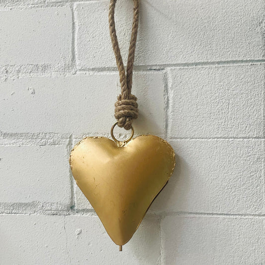 IRON HEART COWBELL HANGING 14x13CM