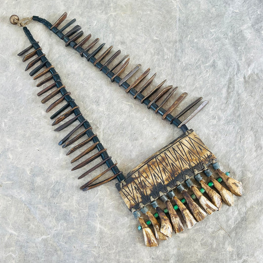 NAGALAND TOOTH NECKLACE 44x14CM