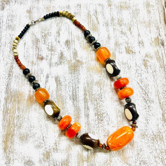 HANDCRAFTED RESIN BEAD NECKLACE