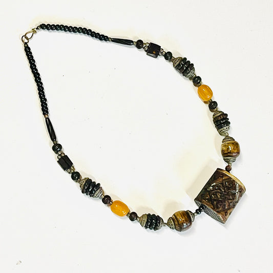 ENDLESS KNOT NECKLACE (SET OF 2)