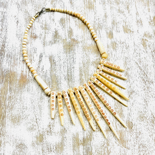 HANDCRAFTED NATURALBONE STATEMENT NECKLACE