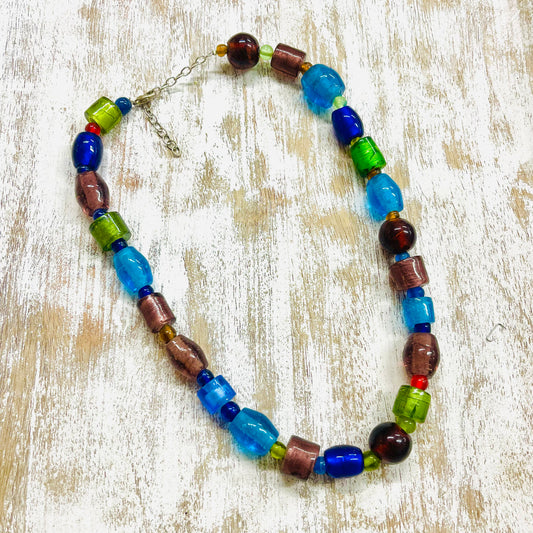 HANDCRAFTED GLASS BEAD NECKLACE
