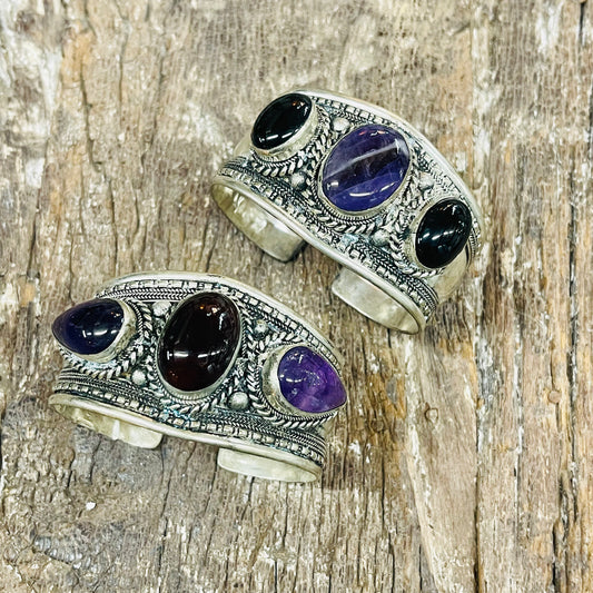 HANDMADE 3 STONE AMYTHYST CUFF