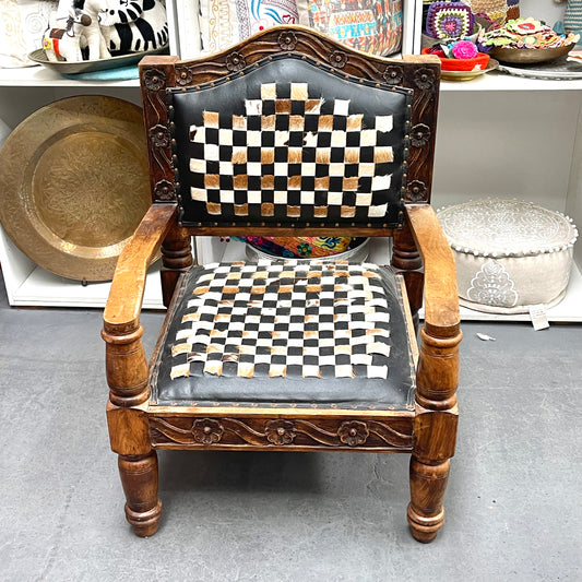 WOODEN LEATHER UPHOLSTERED CHAIR 67X67X97CM