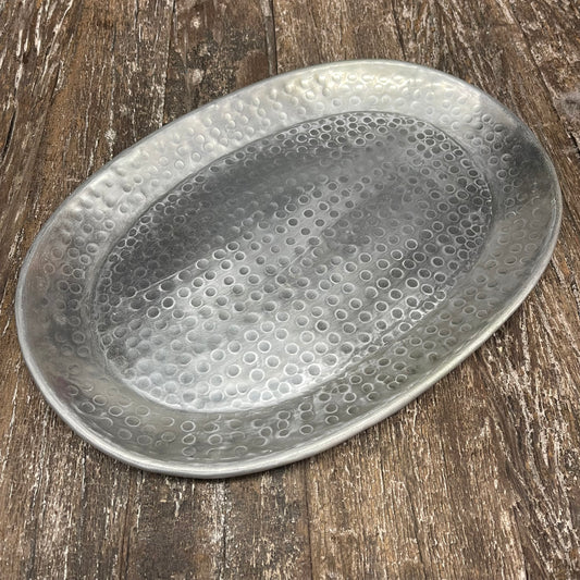 SILVER HAMMERED TRAY 40X28CM