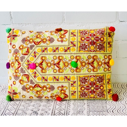 COTTON EMB. POMPOM PILLOW 35X50CM