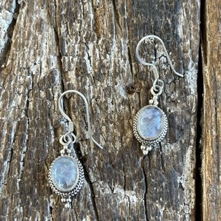 STERLING SILVER MOONSTONE  EARRING