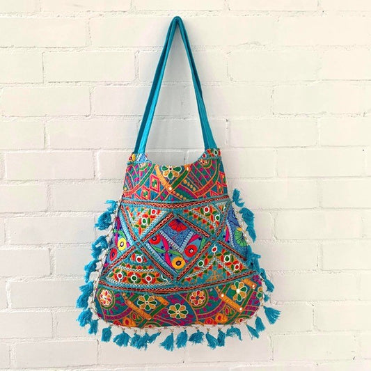 TASSELED SHOULDER BAG